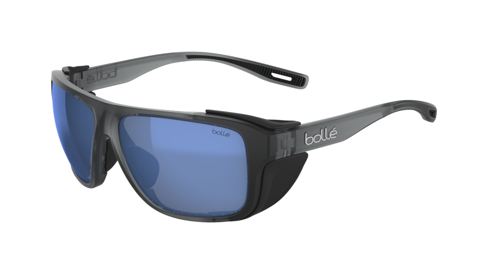Bolle Pathfinder sunglasses (quarter view)