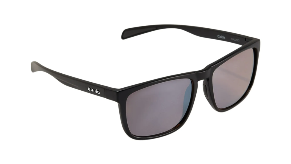 Bajío Calda sunglasses (quarter view)